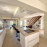 La Madrague Vue Вилла Йер